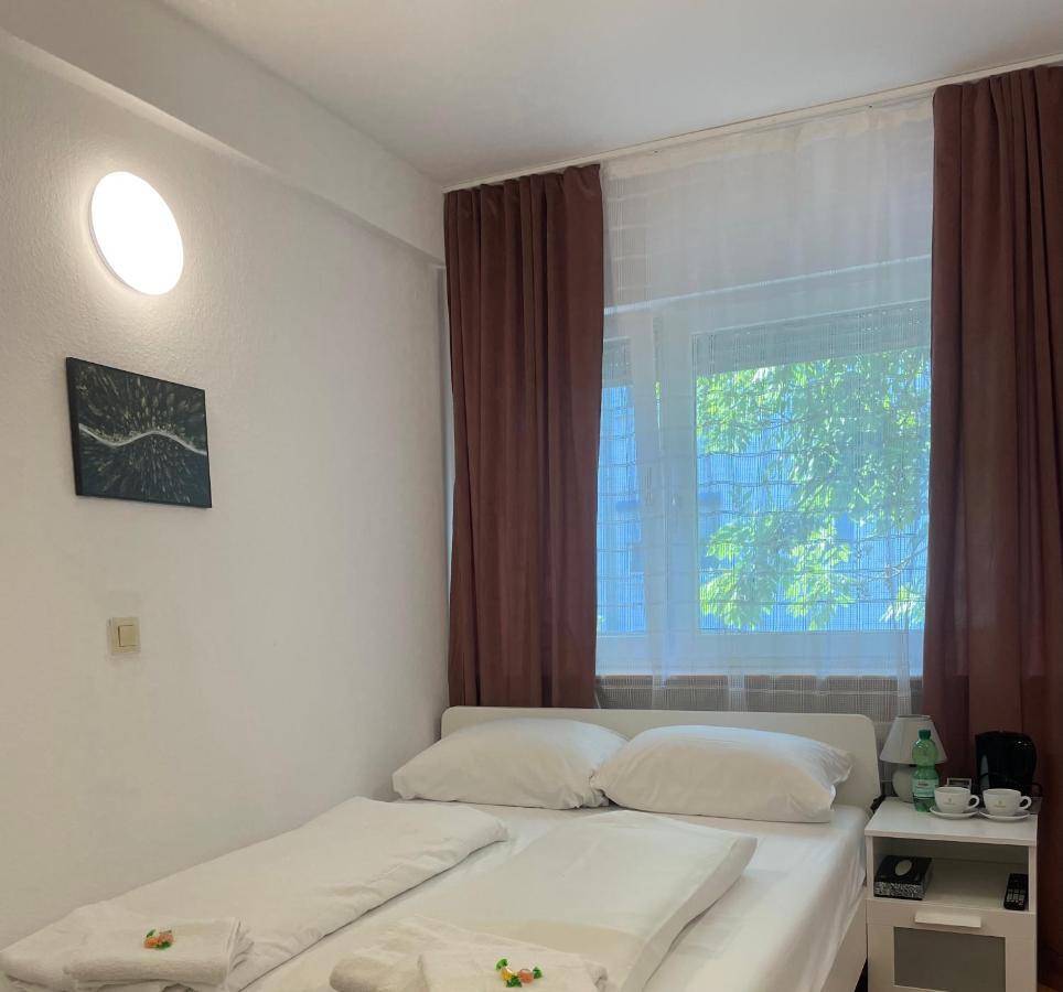 Hotel Starlight Frankfurt am Main Dış mekan fotoğraf